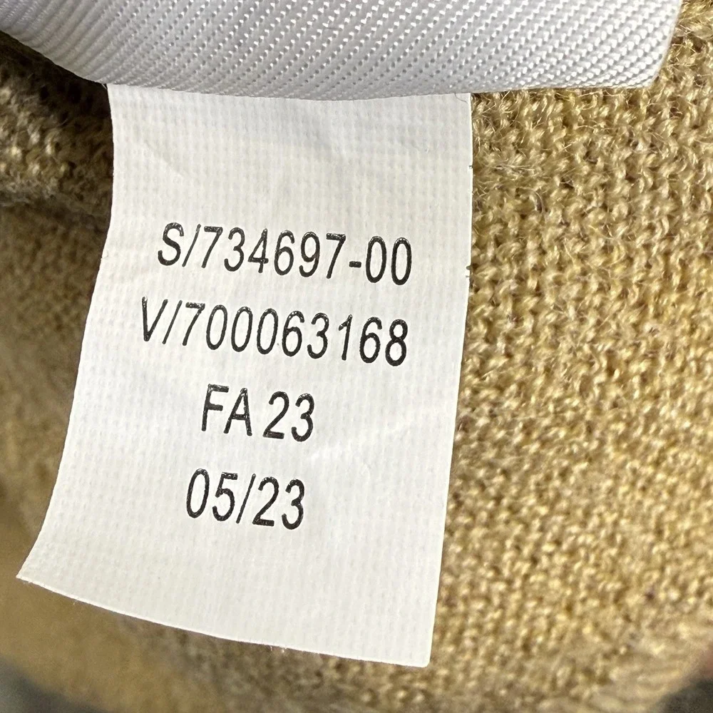 Banana Republic this banana