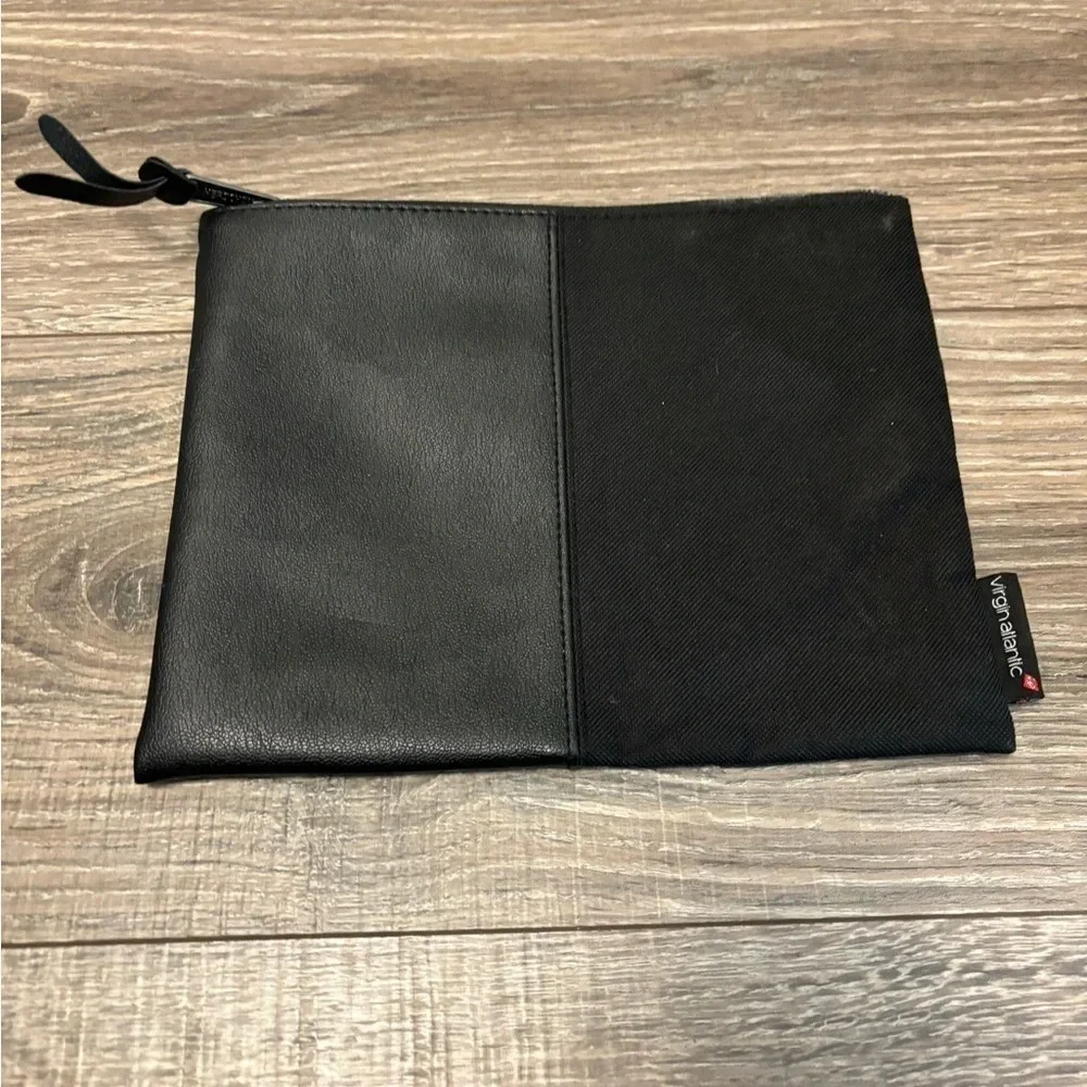 The Herschel Black 9.5” x 7.5” Make-Up Bag. Logo: Virgin Atlantic. NEW.