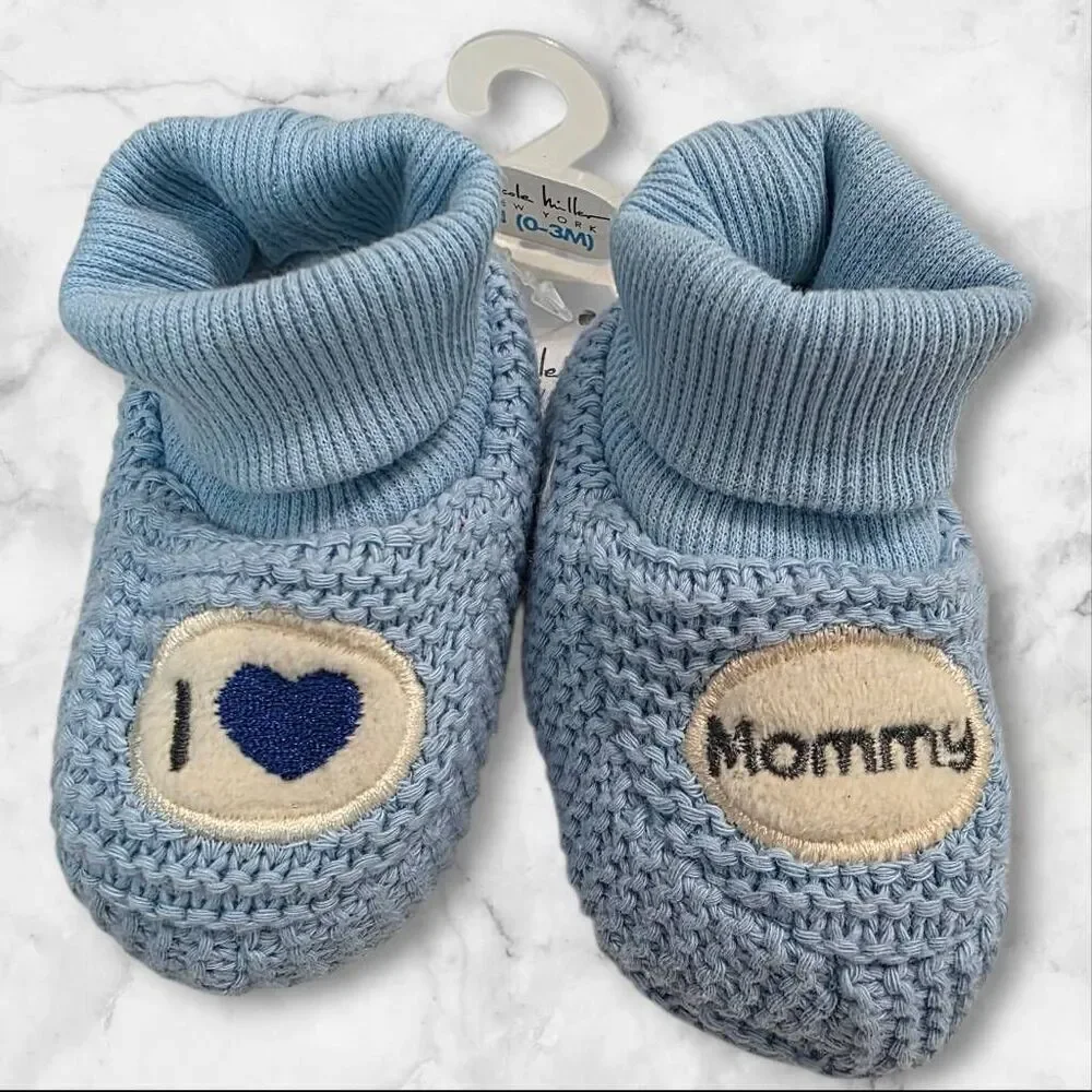 Nicole Miller Baby Booties Size 0/3 Months