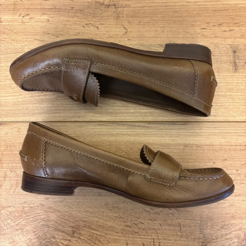 Tory Burch Brown Leather Loafers with Gold Logo Accent