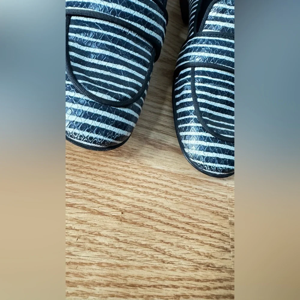 Tory Burch Blue/White Stripe Snakeskin Embossed Leather Smoking Slippers Size 9M