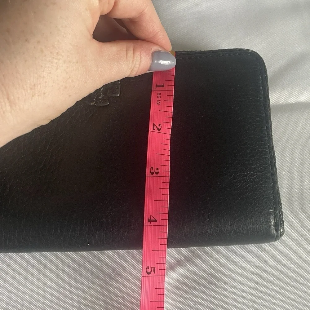 Tory Burch Taylor Zip Continental Wallet in Black Pebbled Leather With Tassel