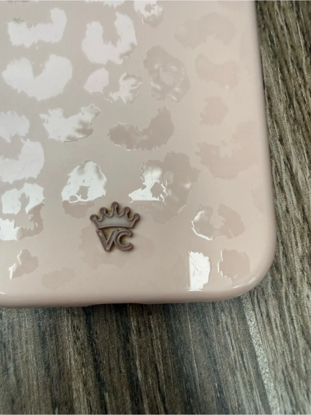 Velvet Caviar Nude Leopard Glossy Phone Case for iPhone 16 Pro