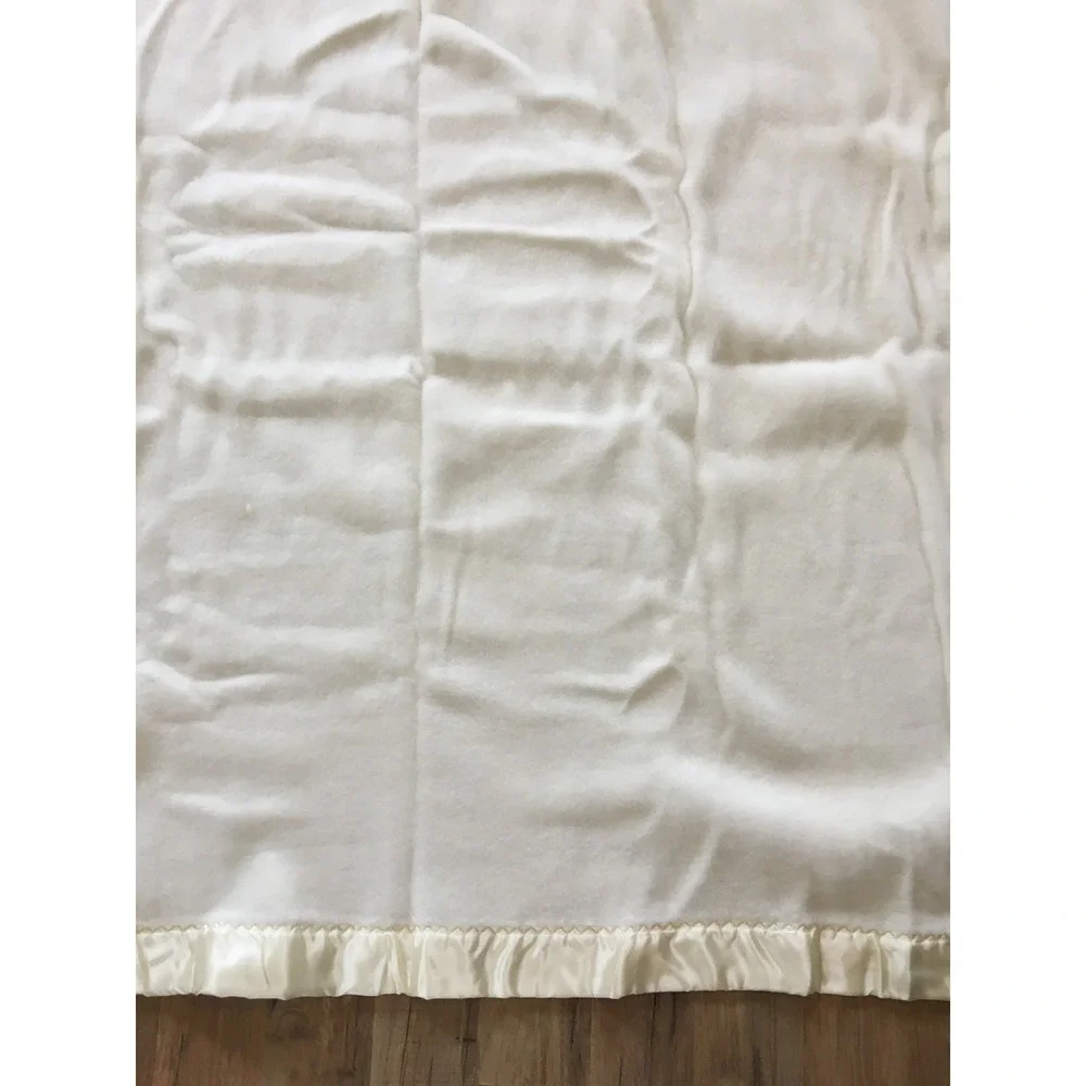 N/A cozy blanket will