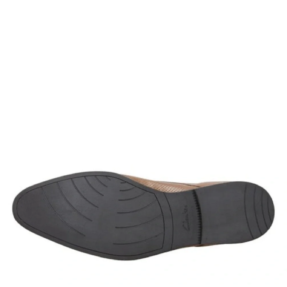 Clarks brand new