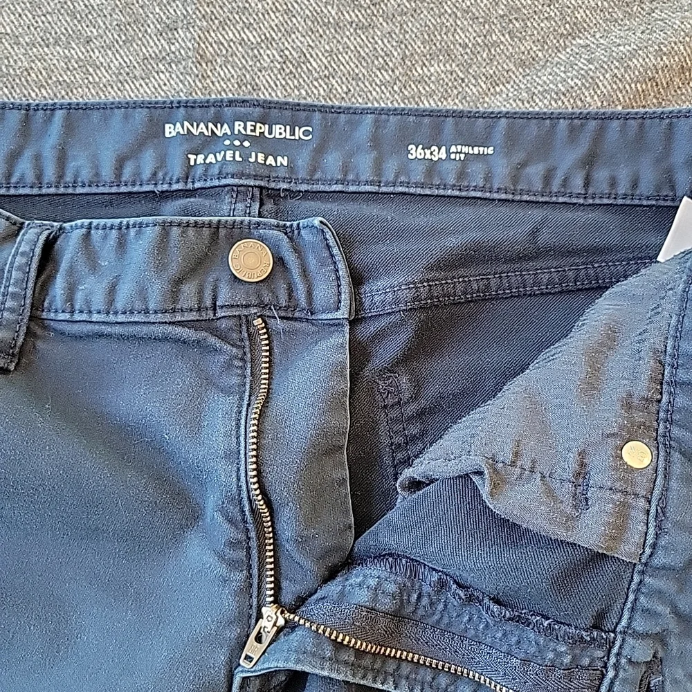 Banana Republic relaxed fit