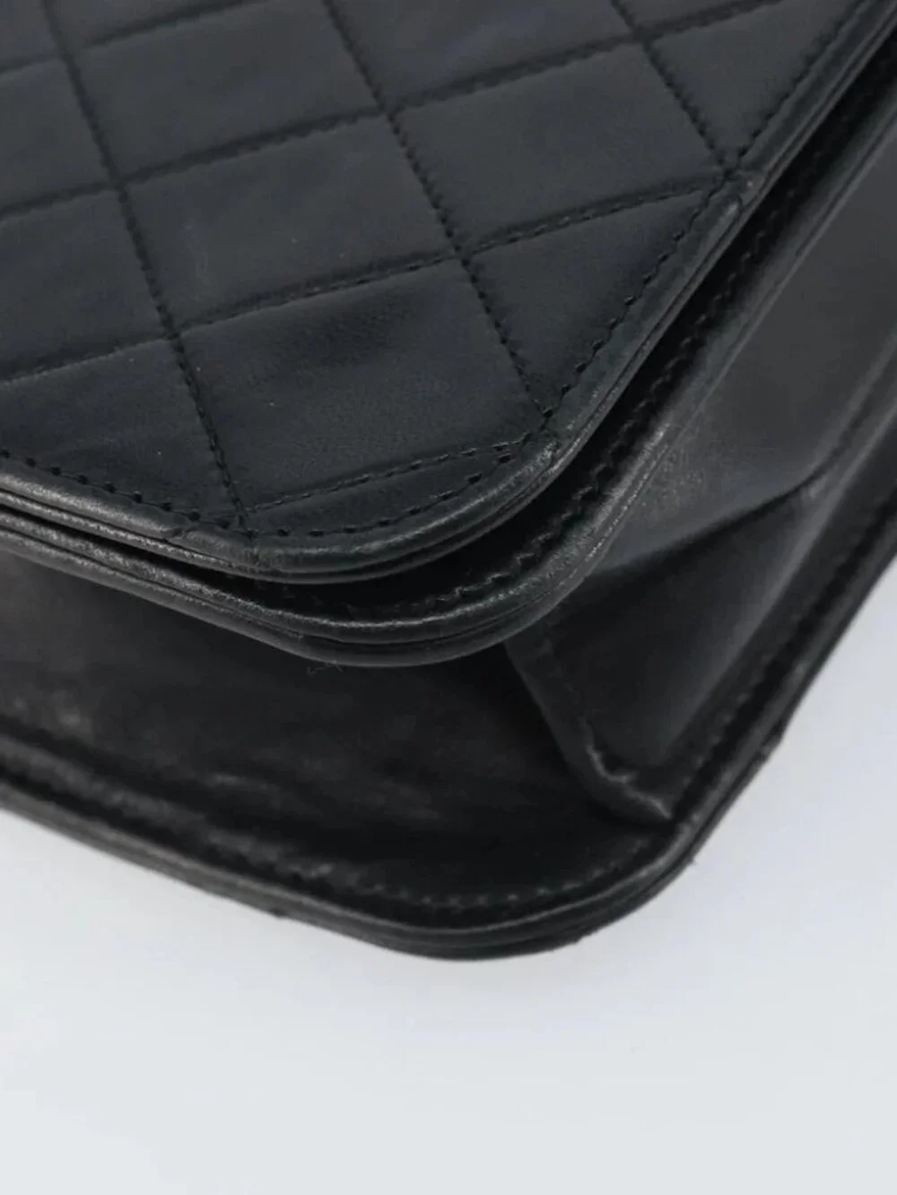 CHANEL brand	chanel color	black