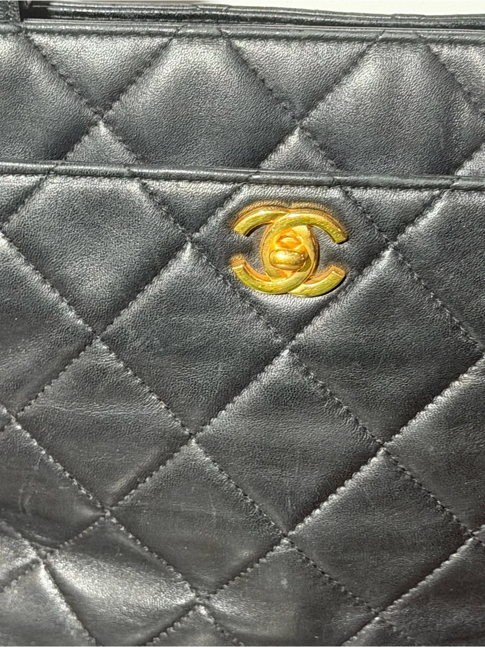 CHANEL picture suited