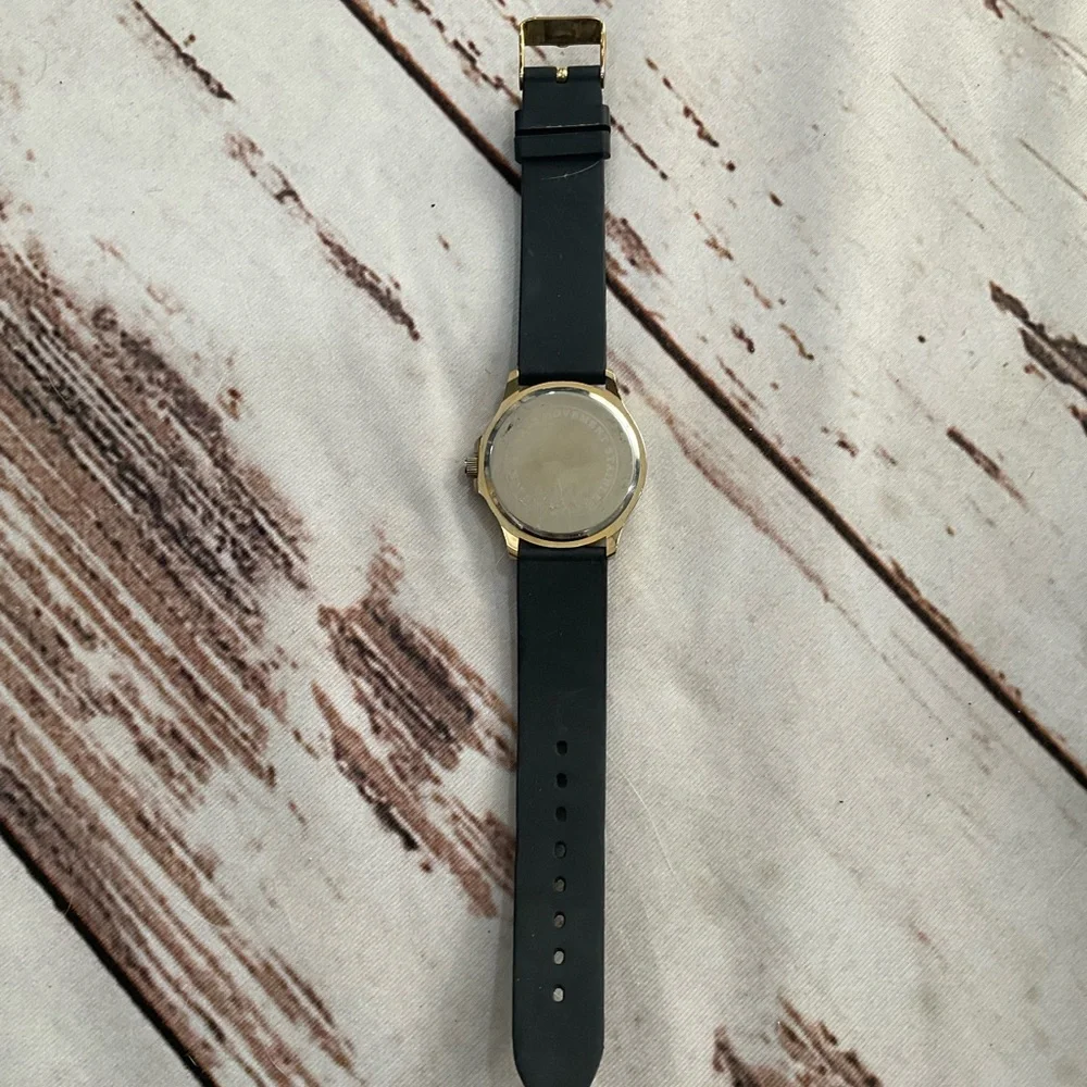 N/A black silicone