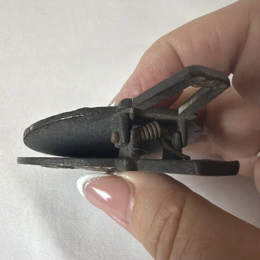 N/A this antique