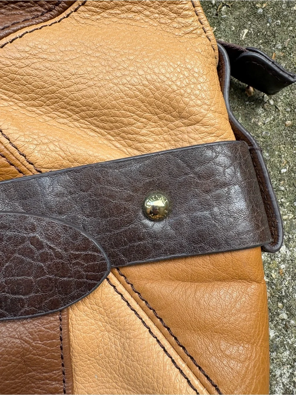 Etienne Aigner retro hippie