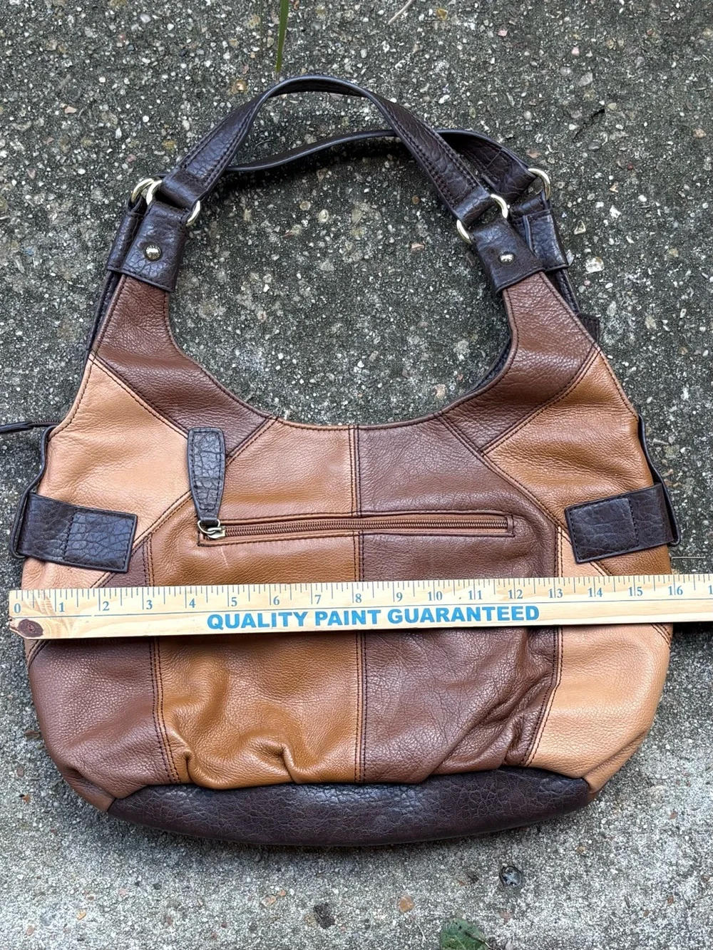 Etienne Aigner retro hippie