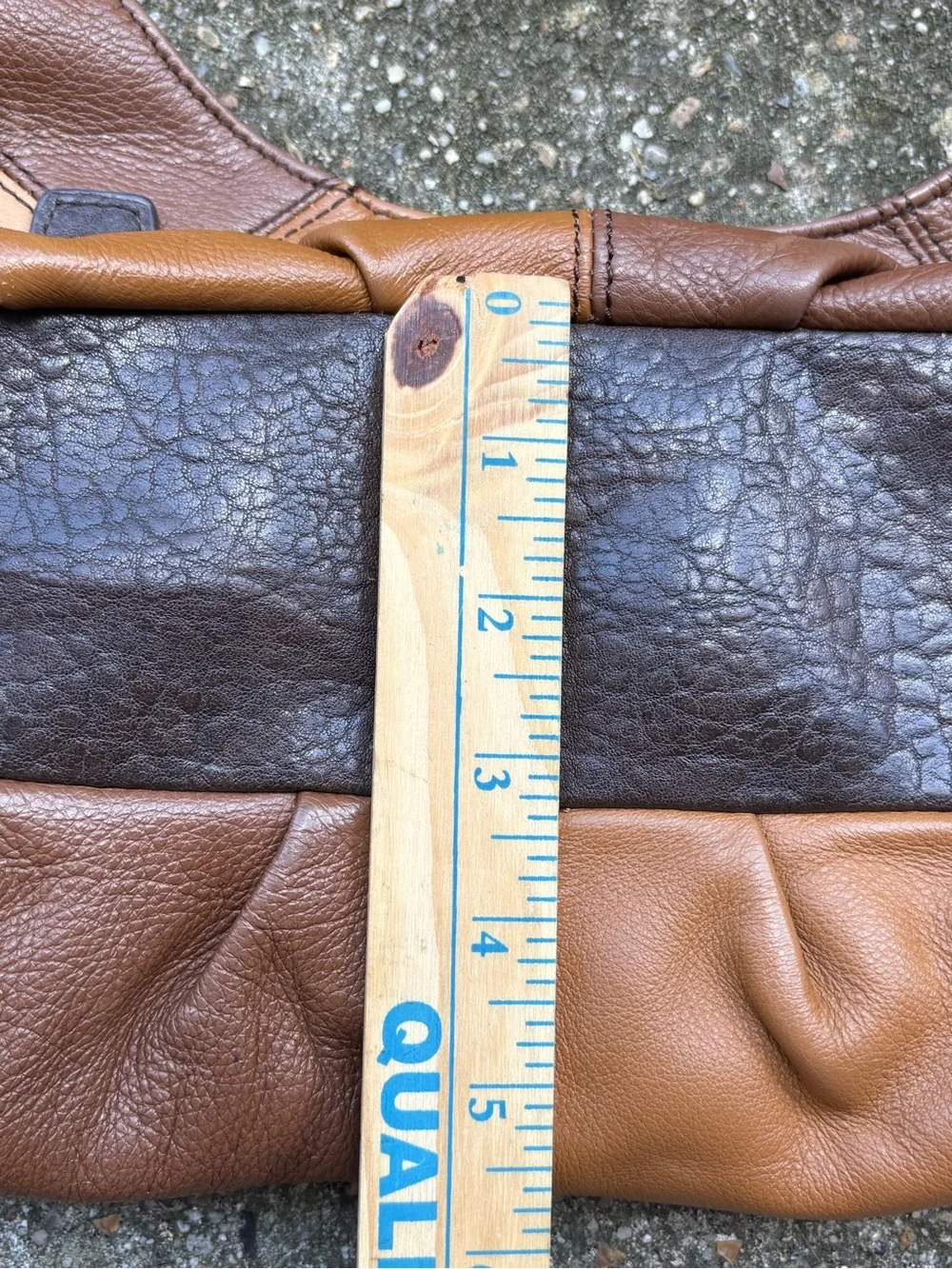 Etienne Aigner retro hippie