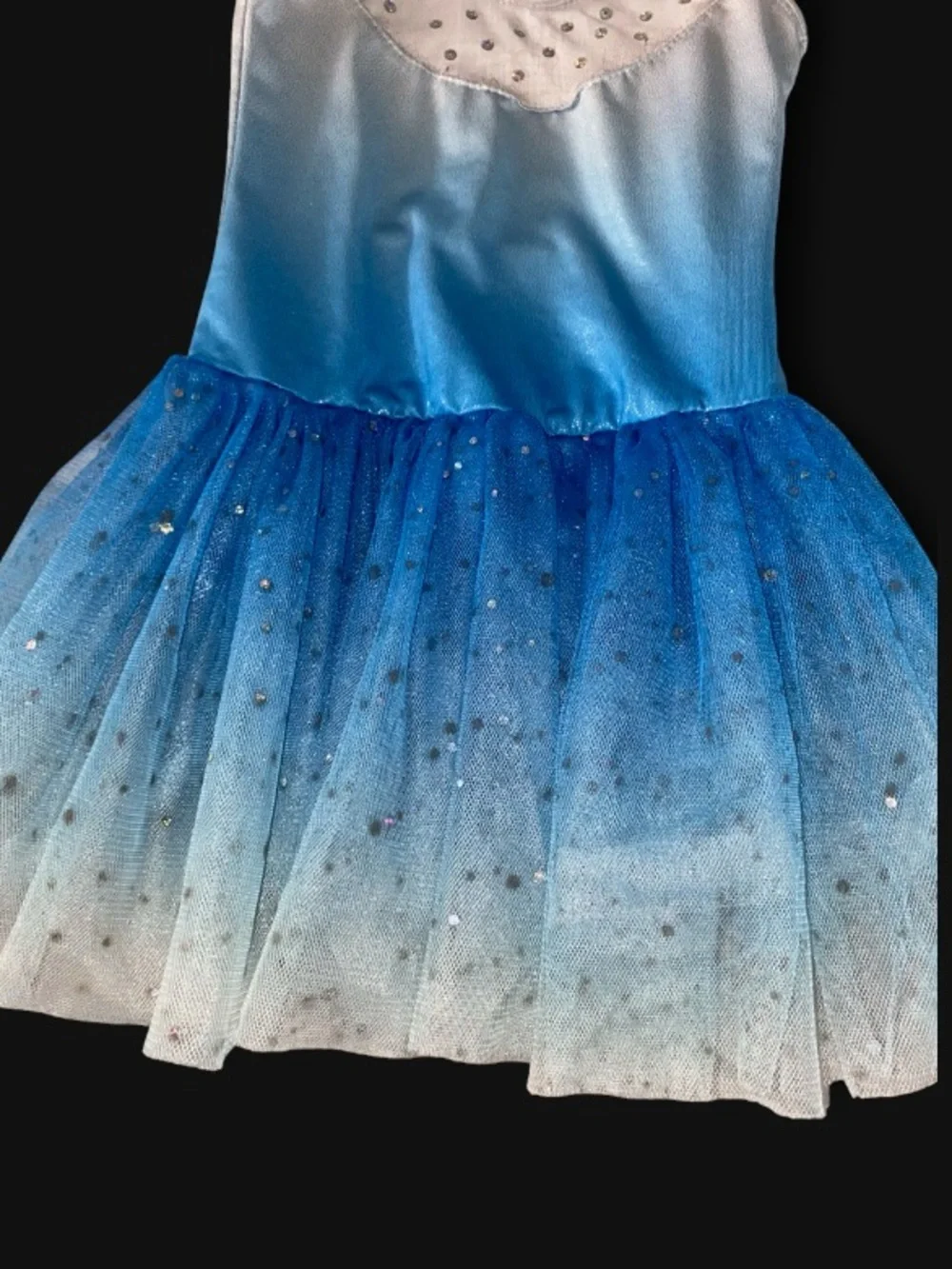 N/A charming blue