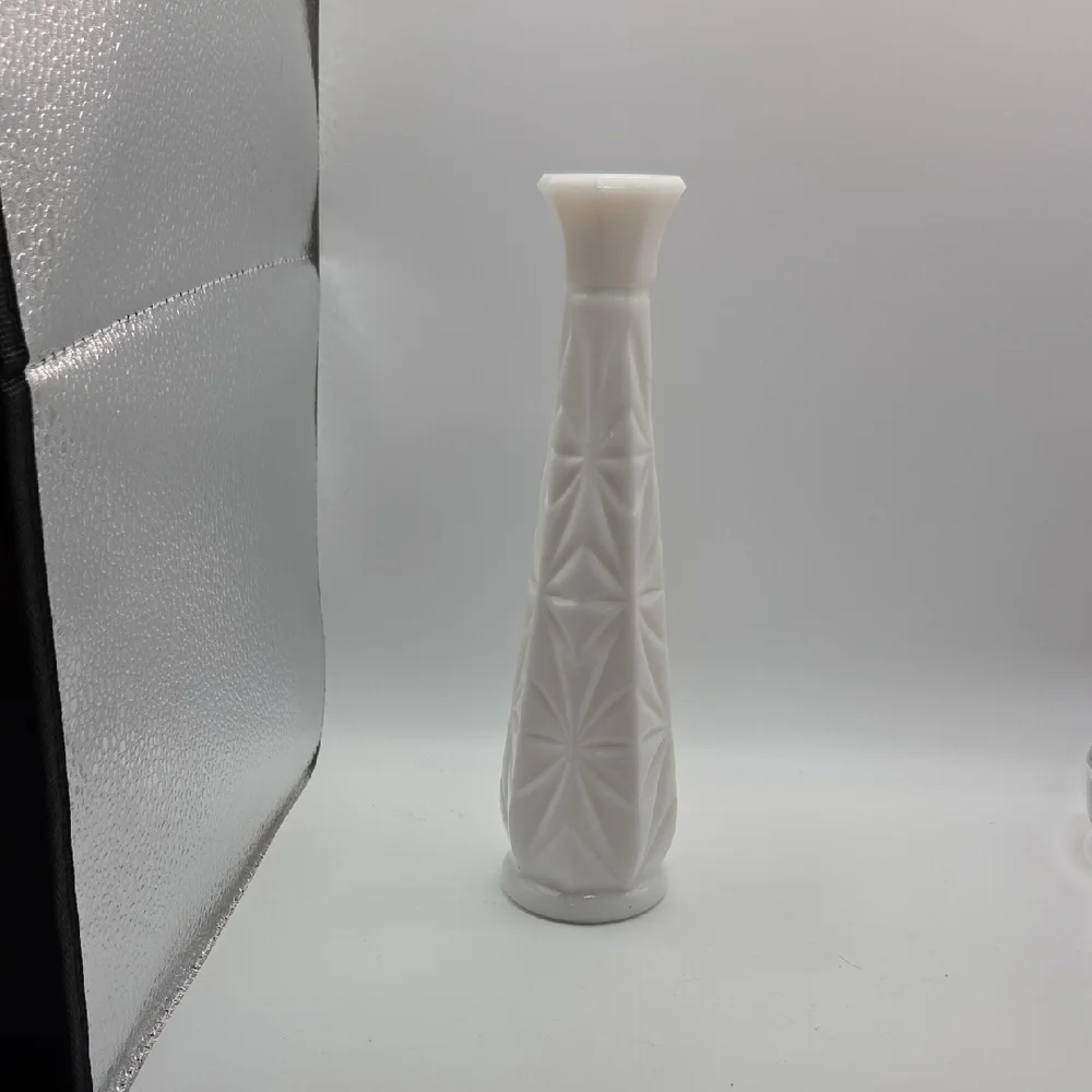 Milk Glass Anchor Hocking Starburst Milk Glass Vase