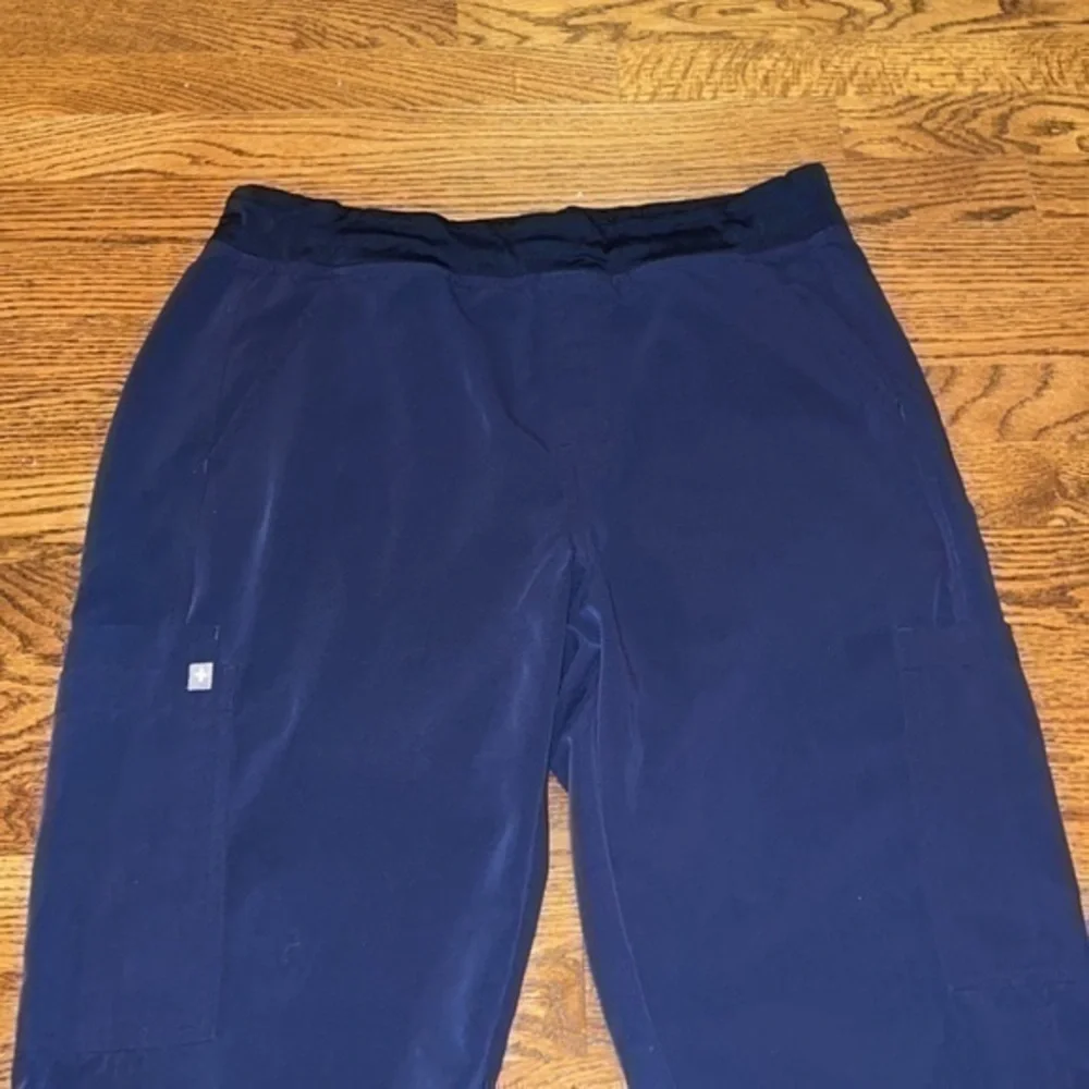 Figs Men’s‎ Navy Blue Scrub Pants