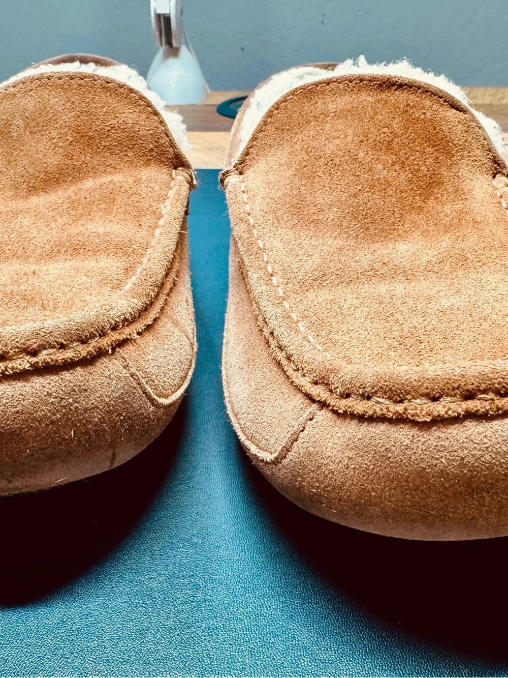 UGG Ascot Men’s Chestnut Slipper/Loafer