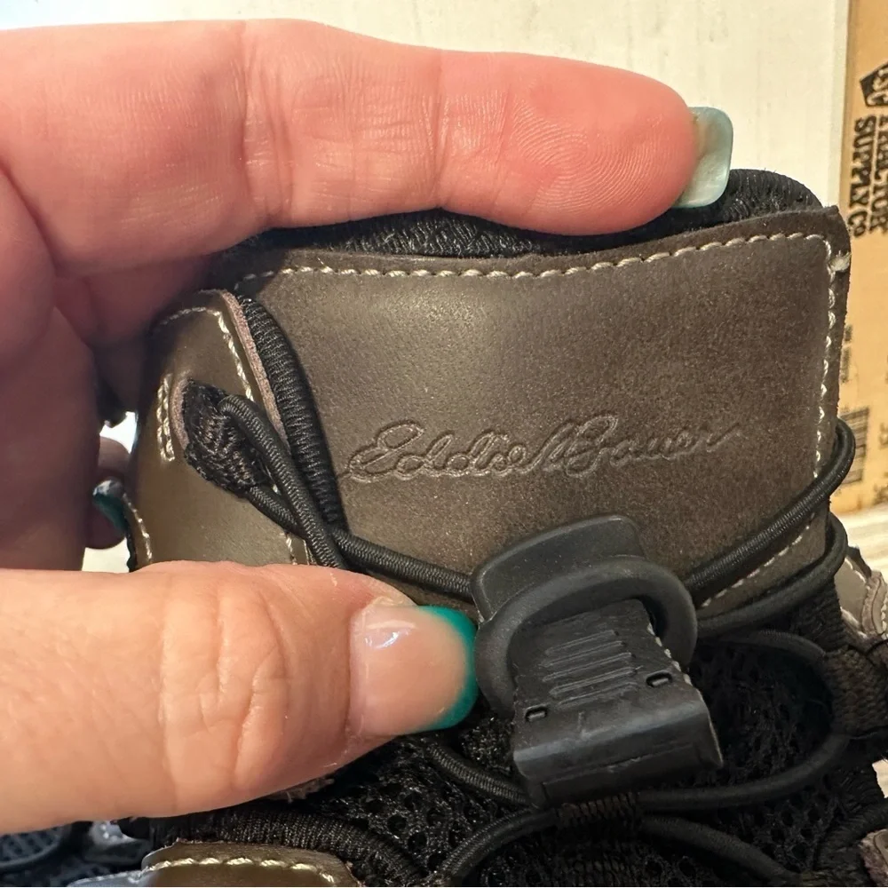 Eddie Bauer tackle warm