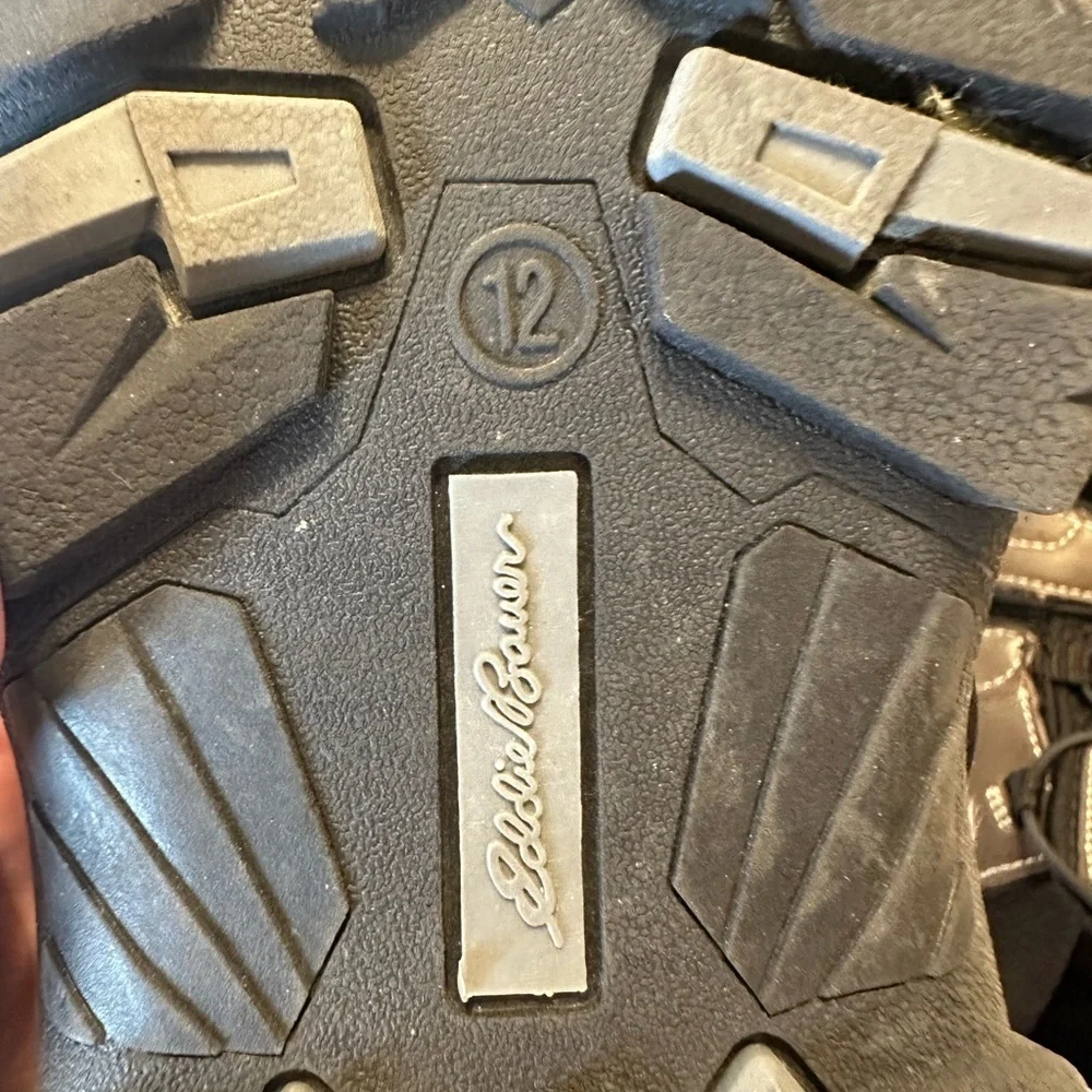 Eddie Bauer tackle warm