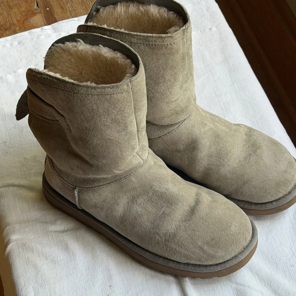 UGG plush fluffy