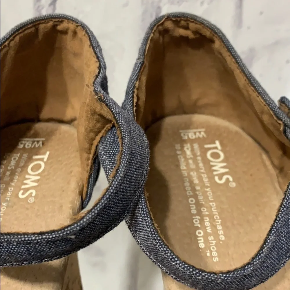 Toms Wedges Sienna Chambray Denim Ankle Strap Cork Sandals