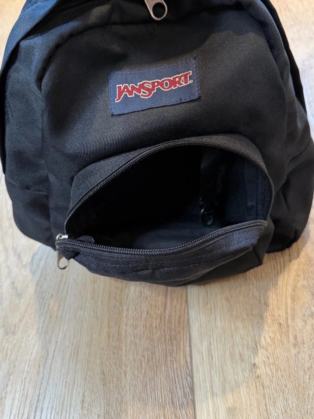 Jansport ultra portable