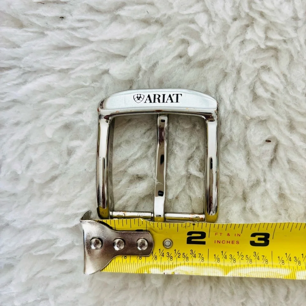 Ariat elegant buckle