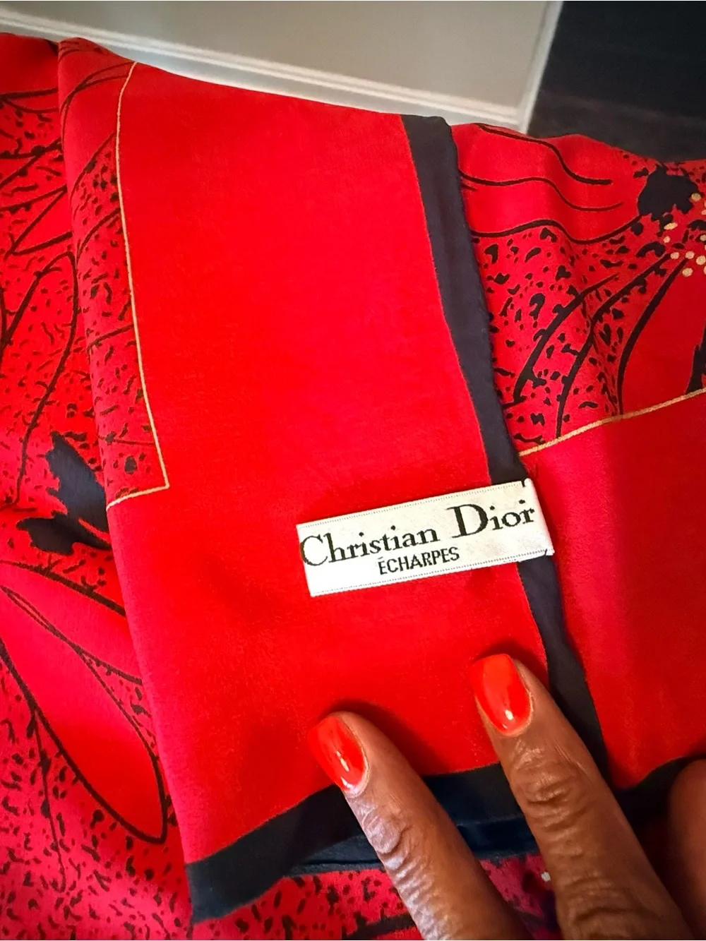 Dior vibrant red
