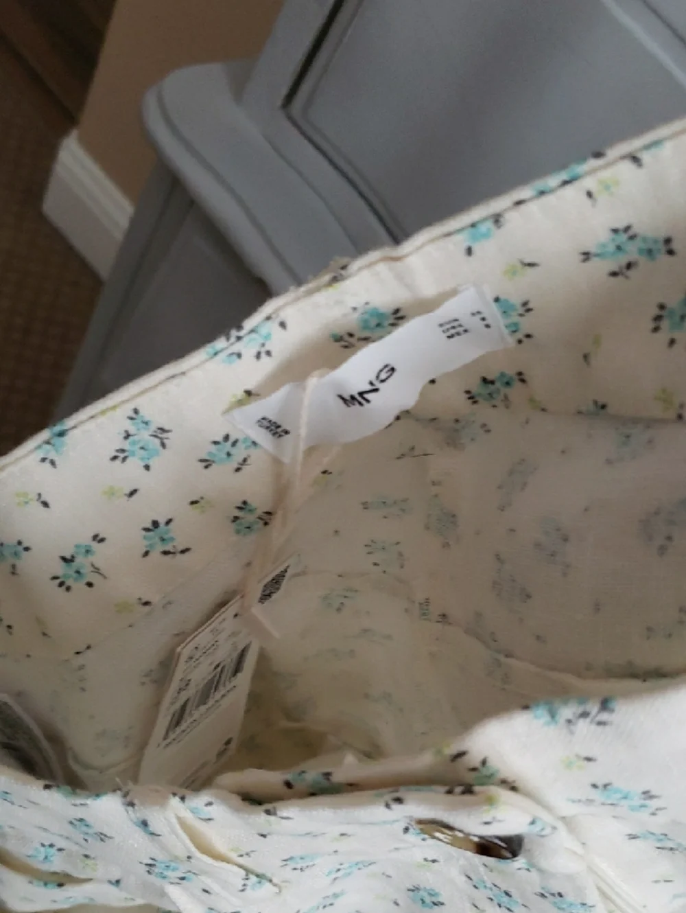 Mango feminine matching pattern