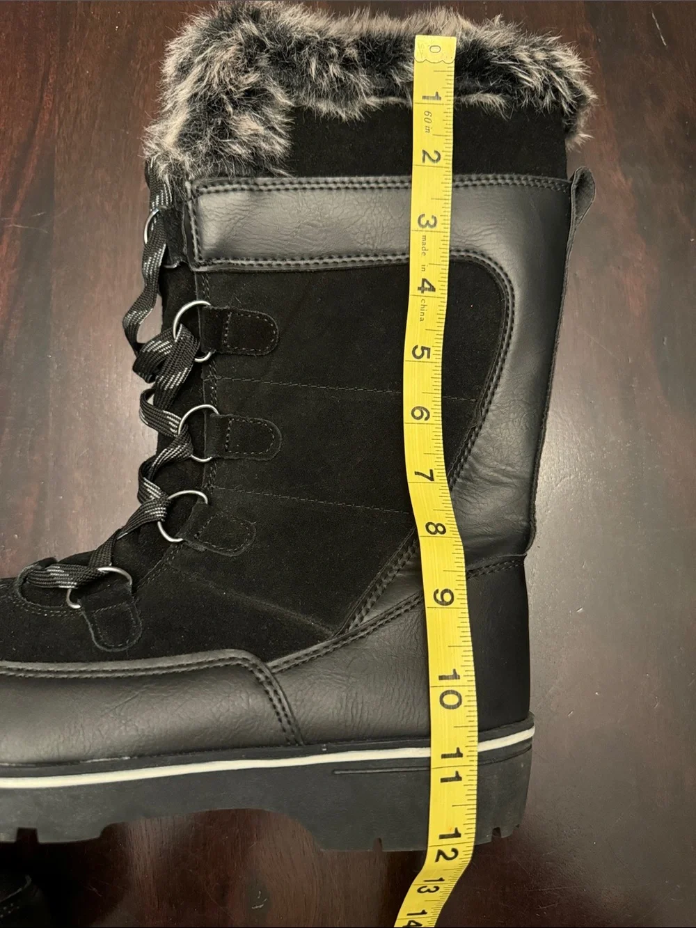 Universal Thread Black Suede Faux Fur-Trim Winter Lace-Up Boots Women’s size 11