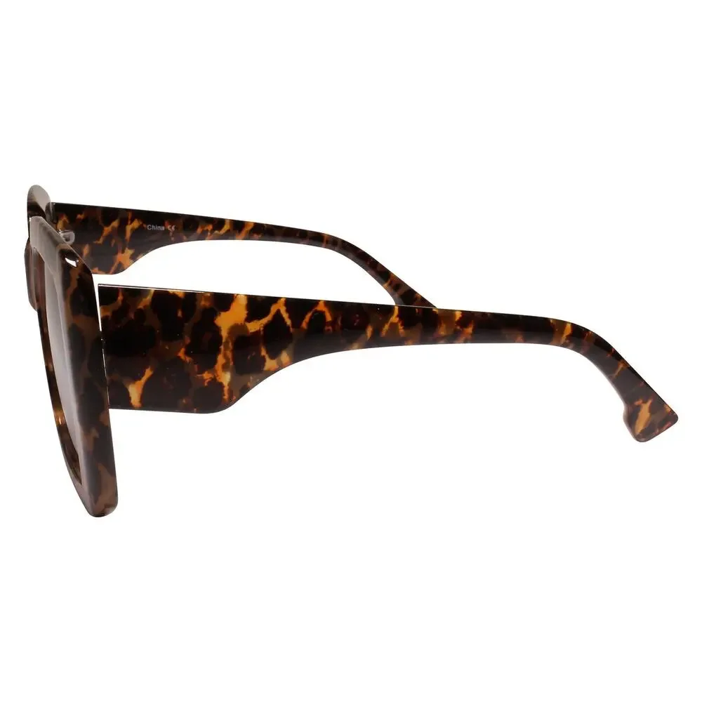 Kiss these oversized