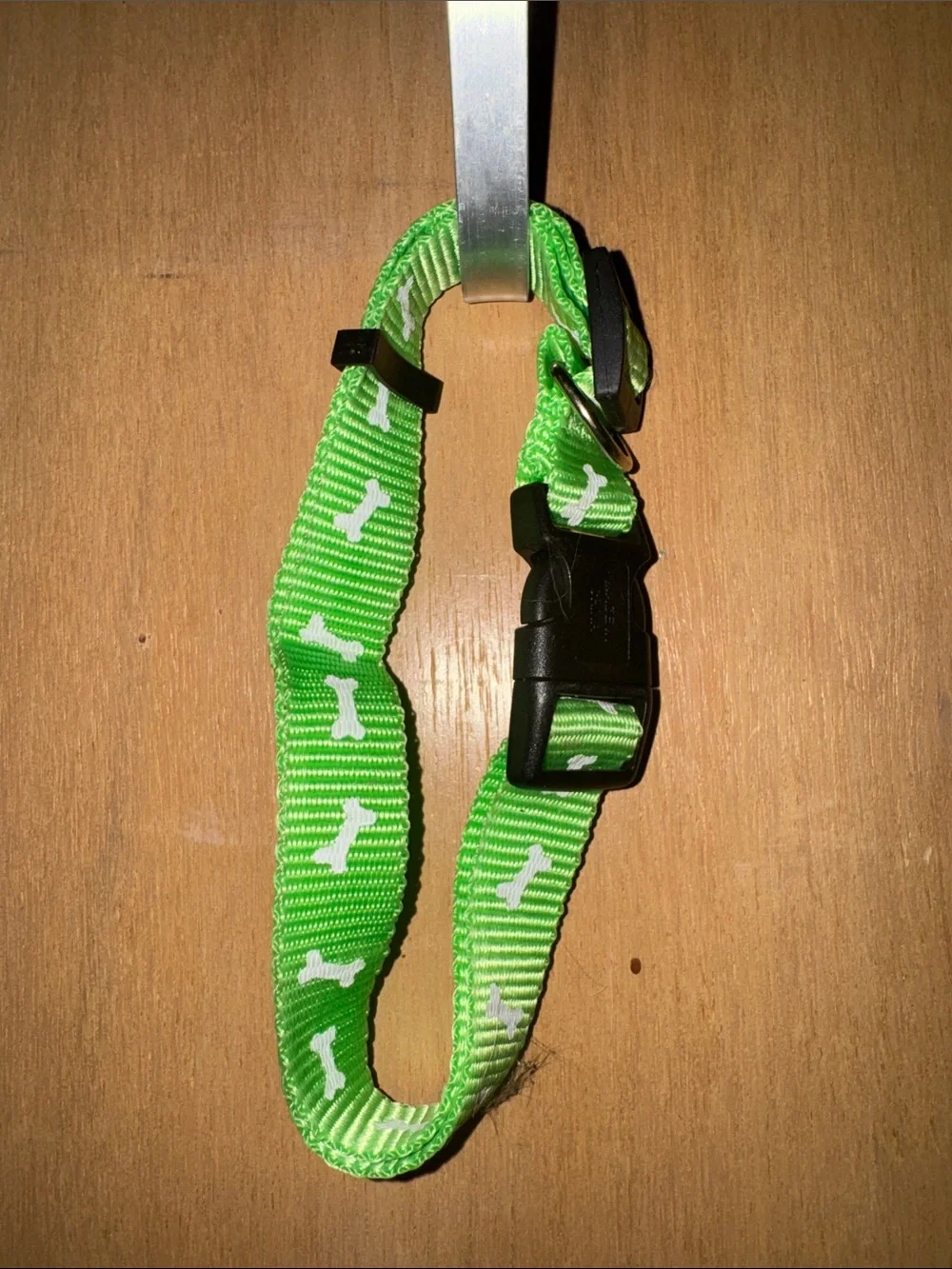 Bright Green Bone Pattern Dog Collar Adjustable  Never Used