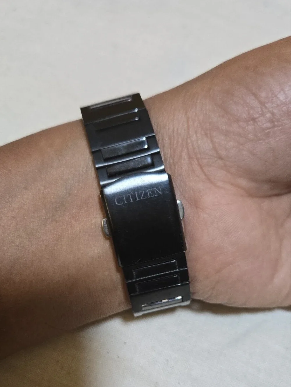 N/A sleek citizen
