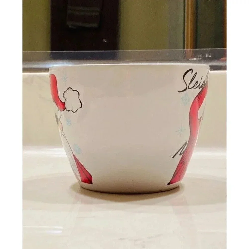 10 Strawberry Street santa mug