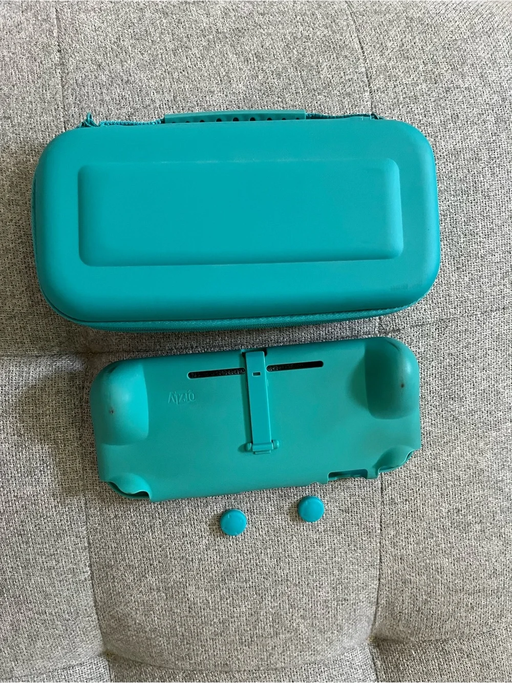 Nintendo carrying crossing compact