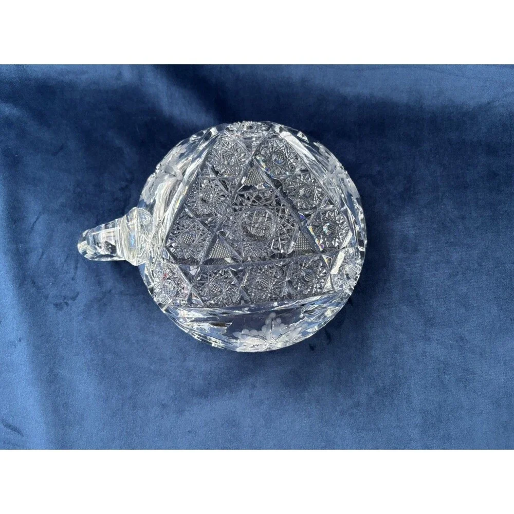 Unmarked product intricate