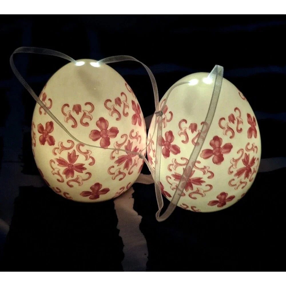 Valerie Parr Hill Red & White 2 Timed Illumination 3.5