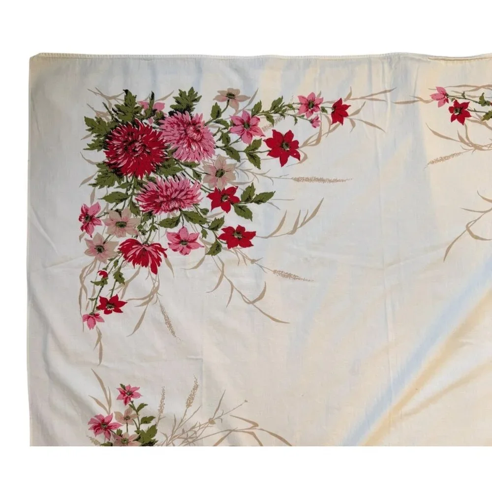 Vintage Floral Tablecloth MCM Red Pink Chrysanthemum Print Mum Flower‎ 51 x 60”