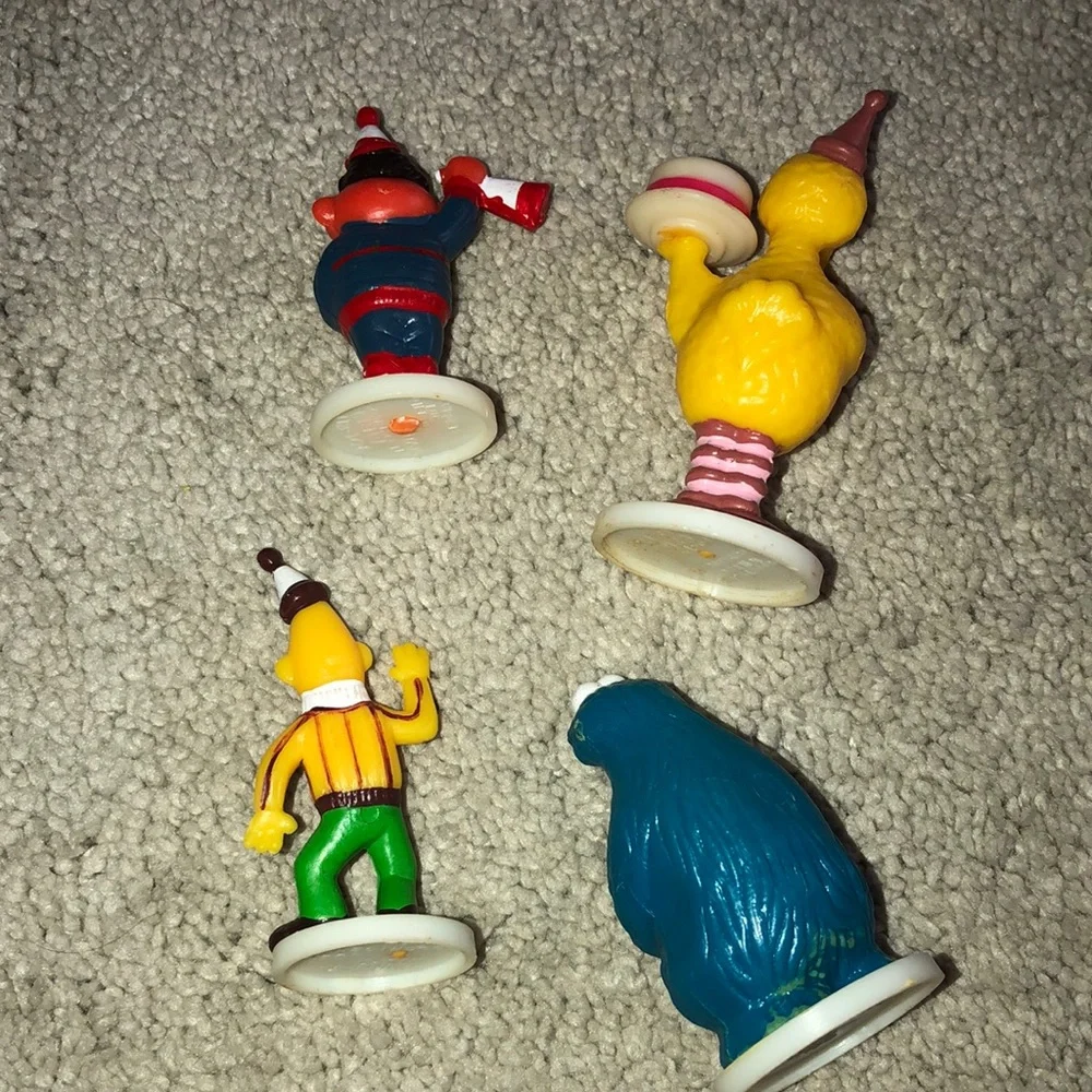 Vintage Wilton Muppets Sesame street cake toppers set‎