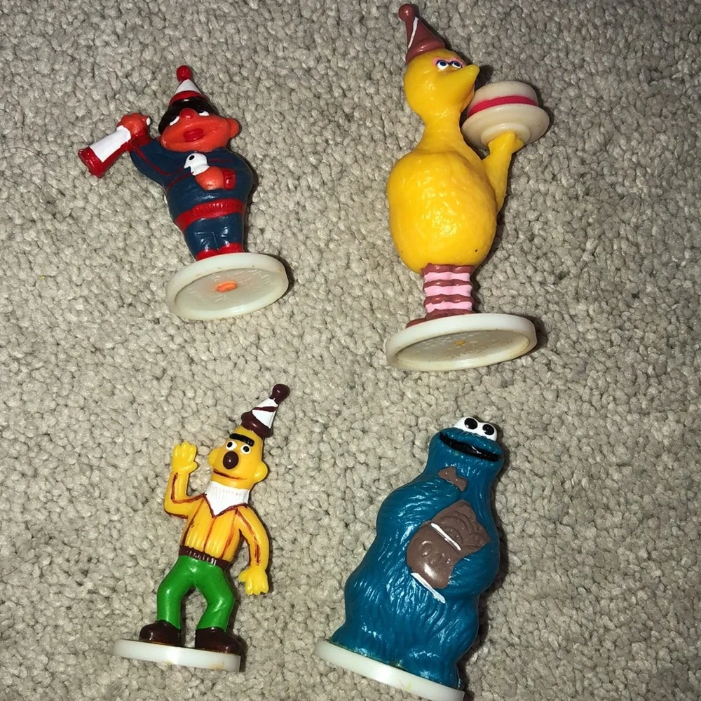 Vintage Wilton Muppets Sesame street cake toppers set‎
