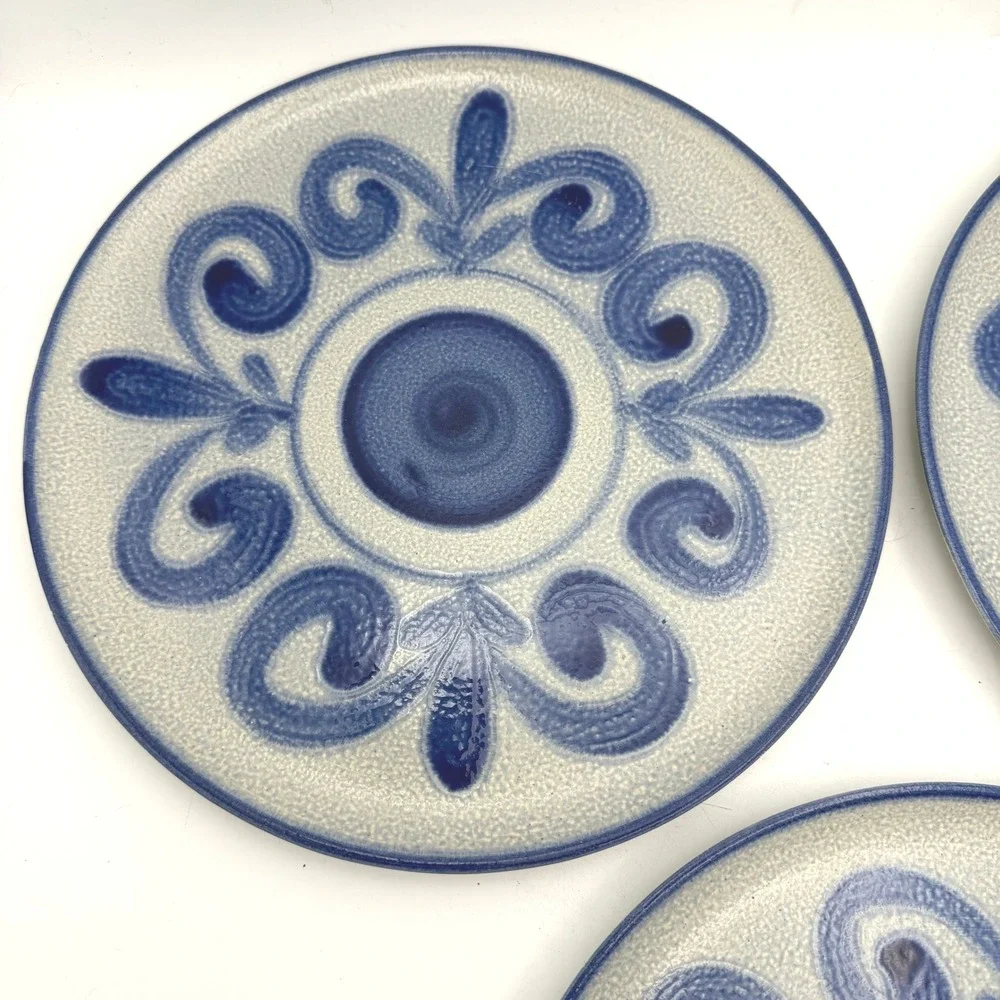 Vtg 1960s West Germany 4pc-10in 3 Plate Set & carrier Blue Salt Glazed Stoneware