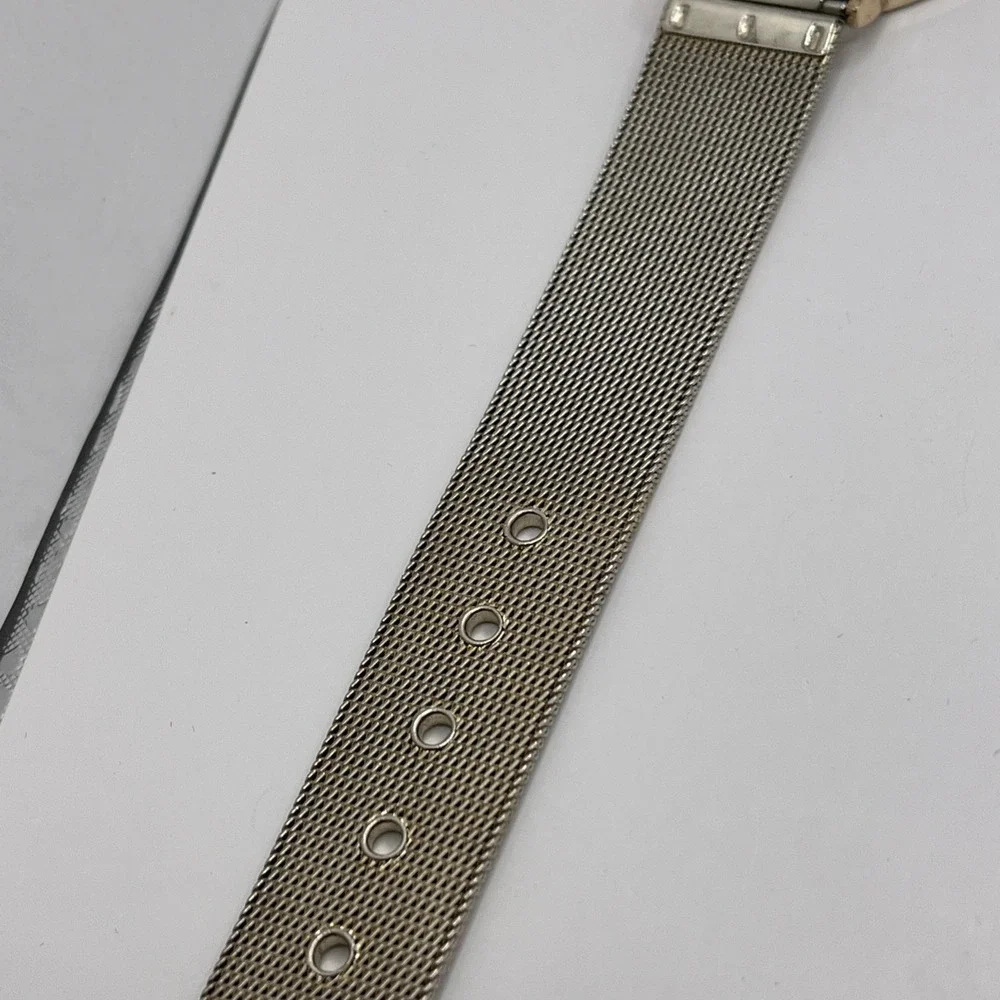 Women's Watch‎ Marble Dial 34mm Case Silver Mesh Metal Band- New Batery