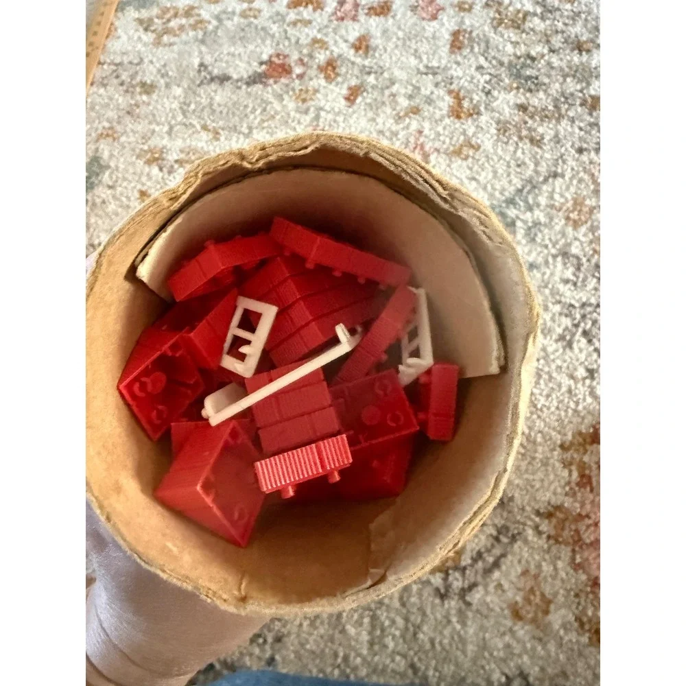 Vintage American Plastic Bricks Set‎ 715 Halsam Playskool Construction Toy Tube