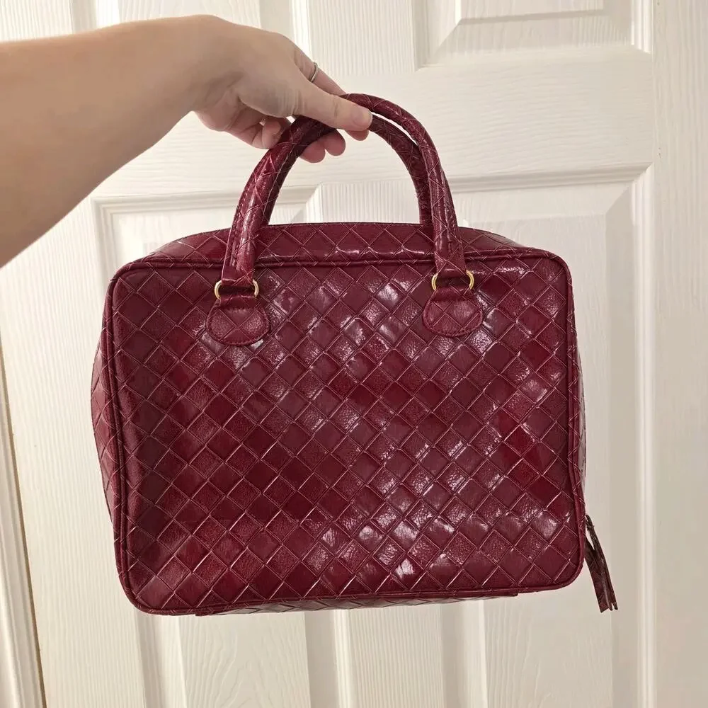 Estee Lauder‎ Red Leather Quilted Rectangular Classic Makeup Cosmetics Bag