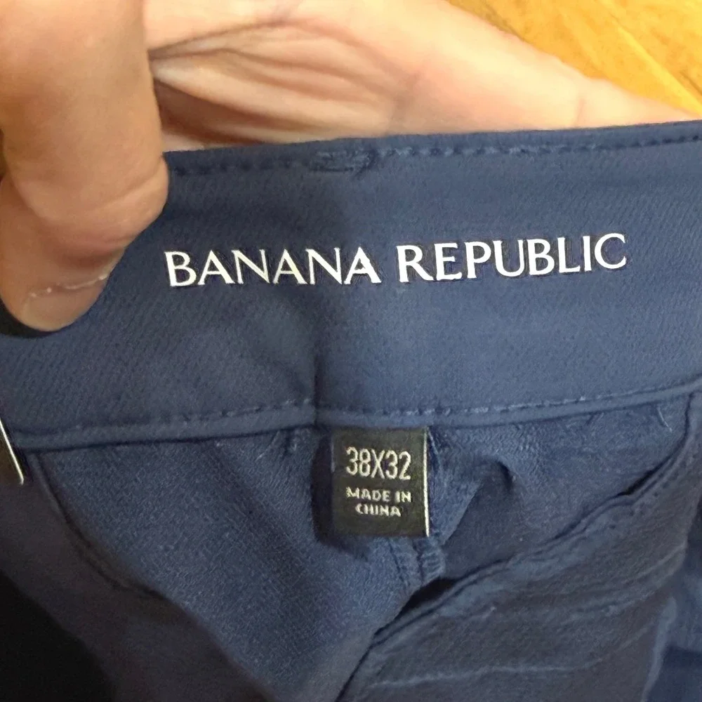 Banana Republic waist flat