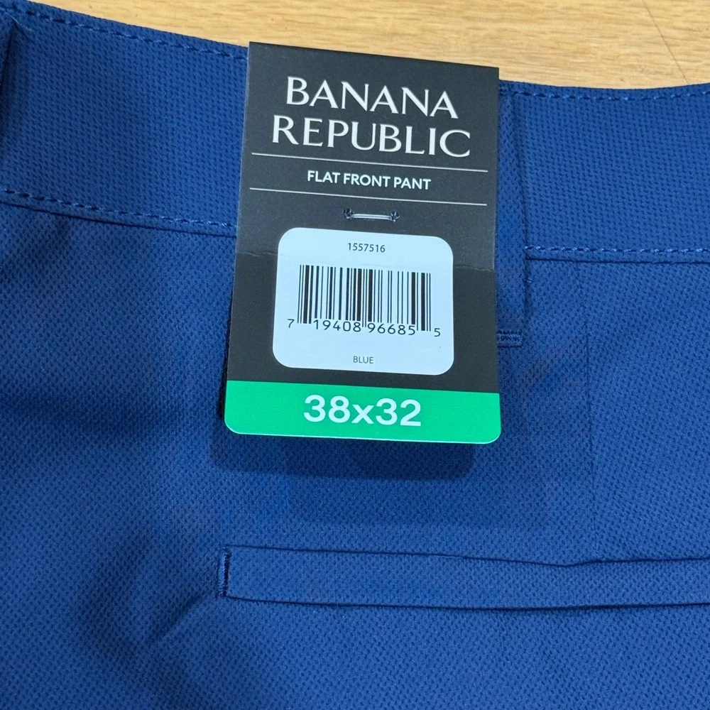 Banana Republic waist flat