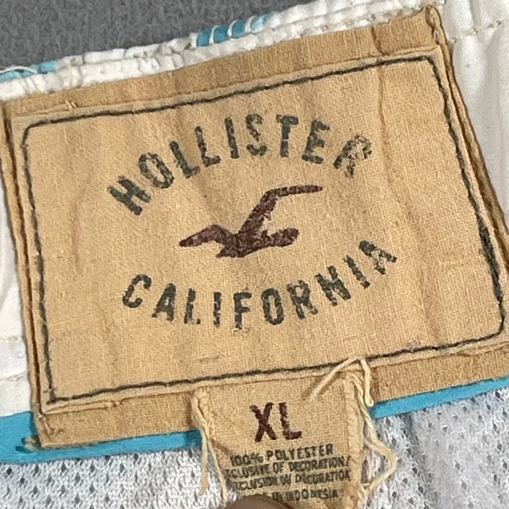 Hollister light fly casual