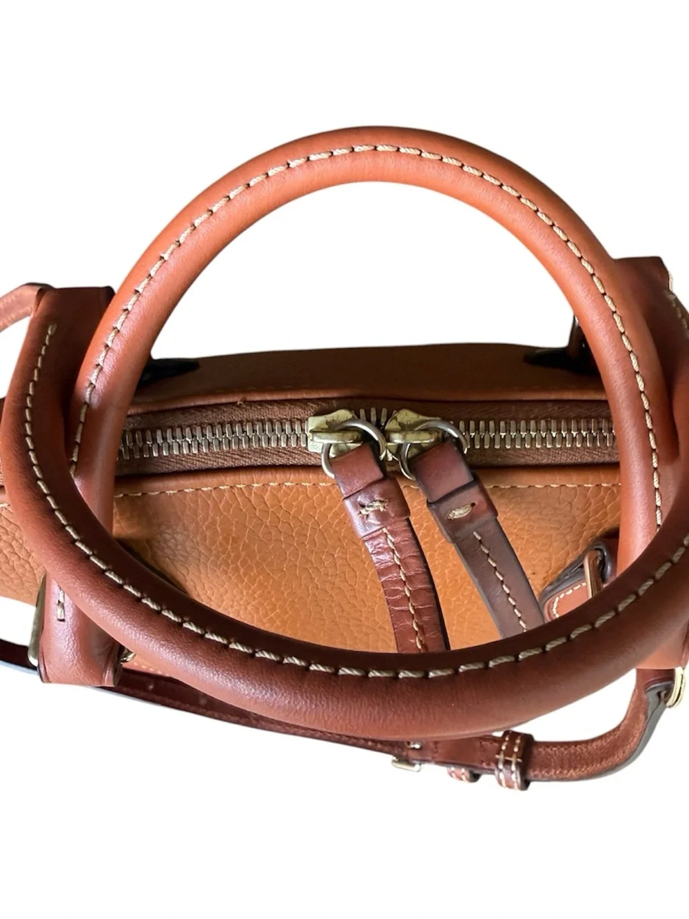 Dooney & Bourke serial registration