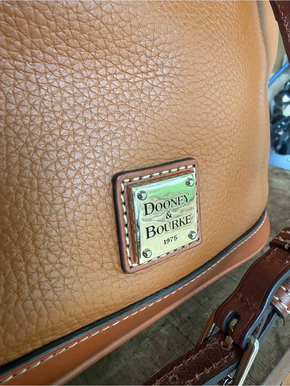 Dooney & Bourke serial registration