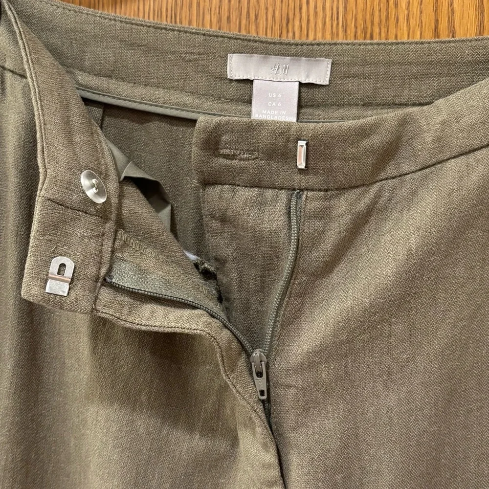 H&M linen blend ankle pants, olive green size 6